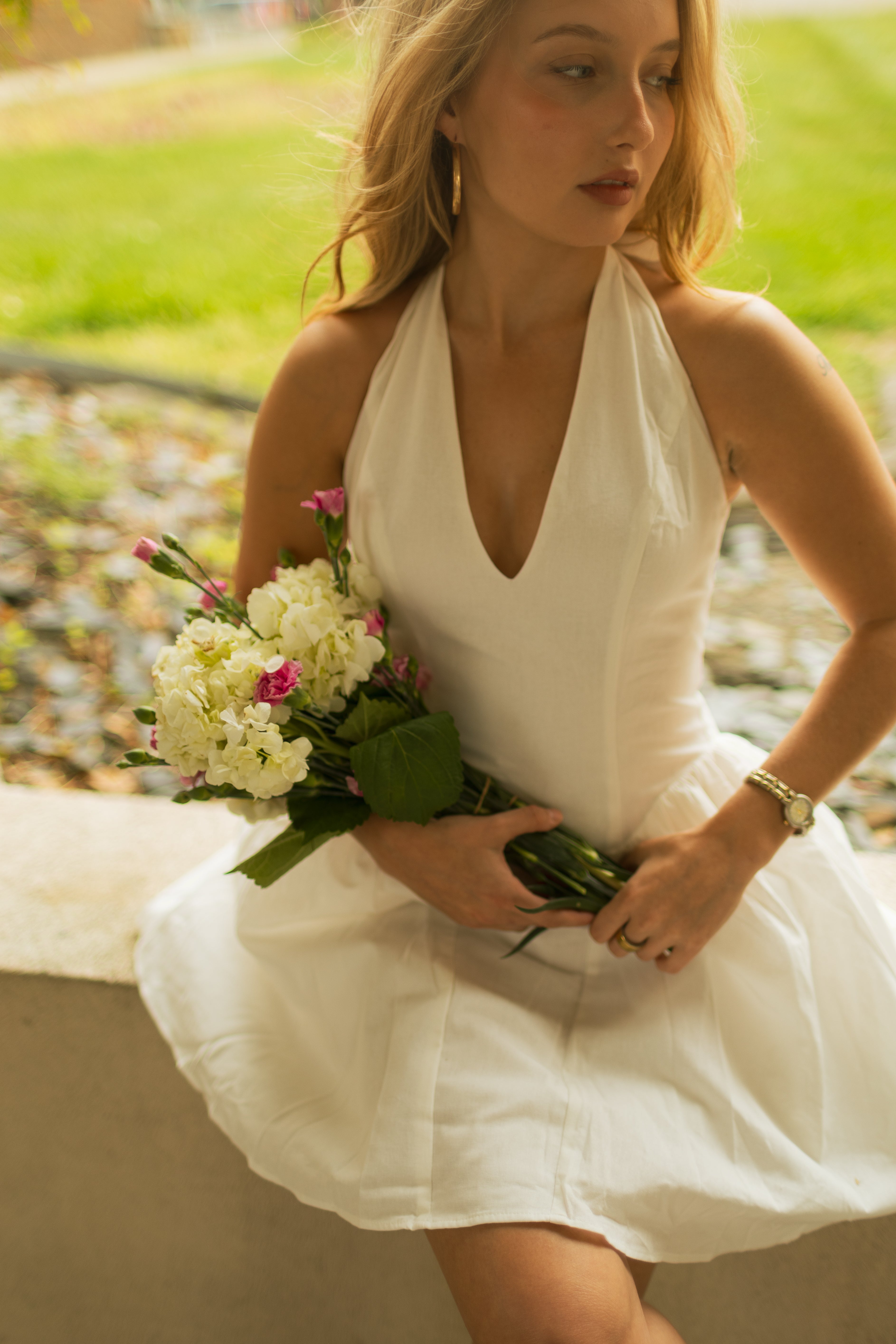 HALTER BUBBLY MINI DRESS: WHITE