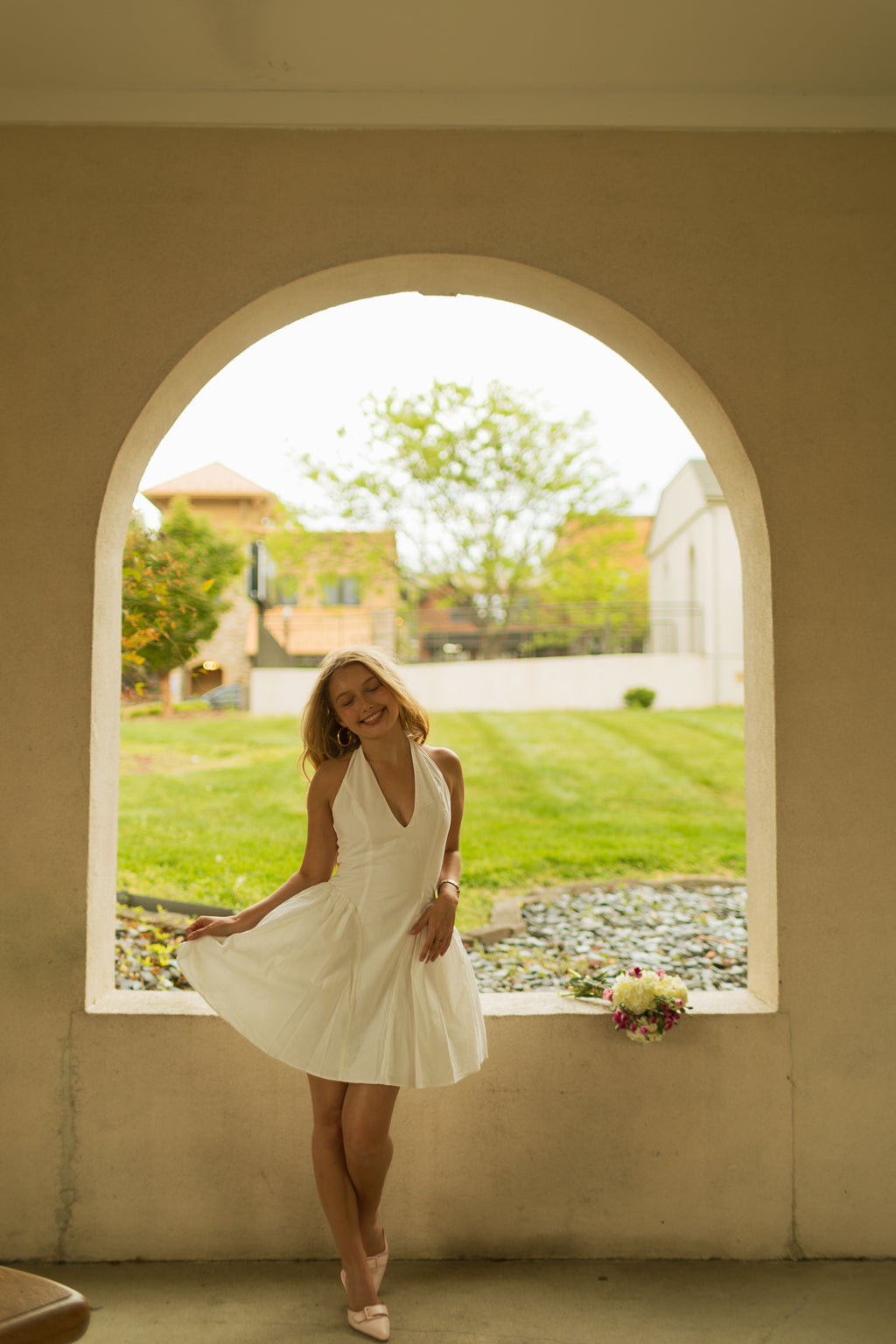 HALTER BUBBLY MINI DRESS: WHITE