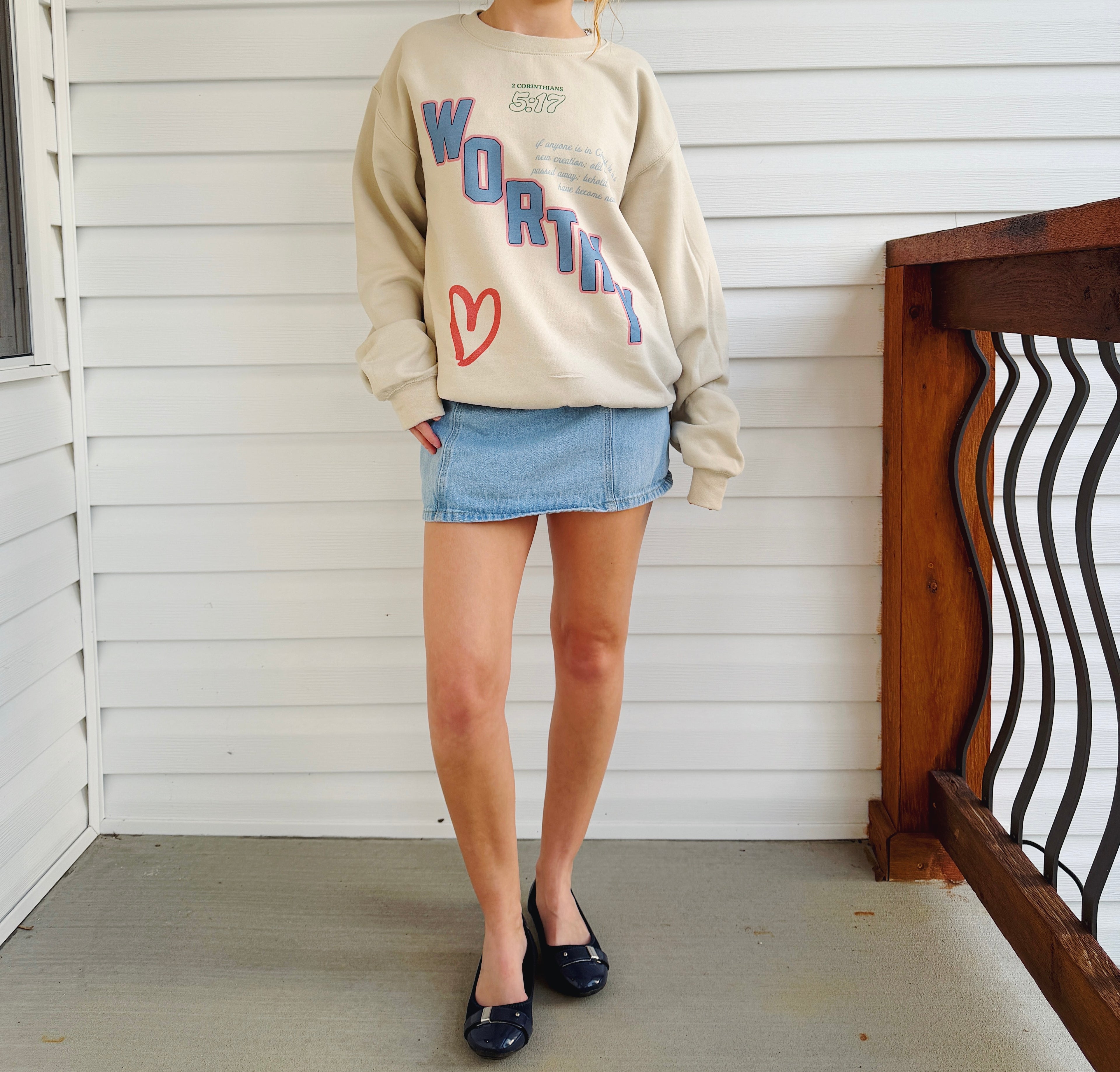 Worthy 5:17 Sweatshirt: Sand